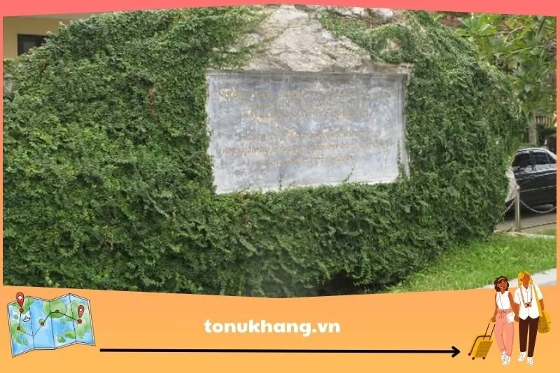 Di tích tình hữu nghị Việt - Lào