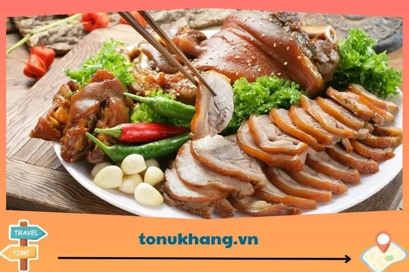Giới Thiệu Món Lợn Mán Thui Luộc Hòa Bình