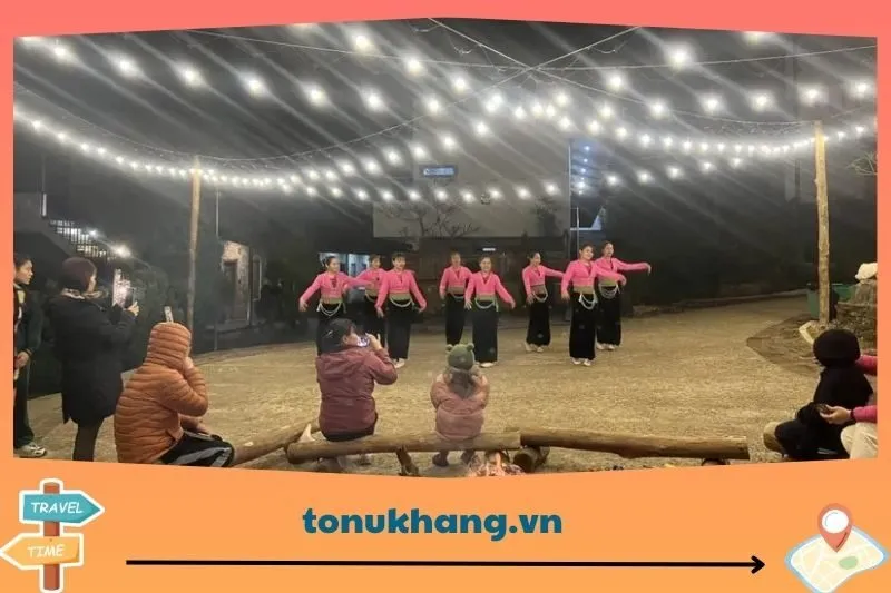 Những Hoạt Động Không Thể Bỏ Qua Tại Ba Khan